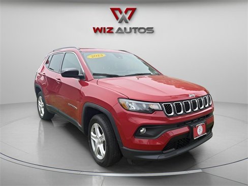 Used 2023 Jeep Compass Latitude w/ Convenience Group image 3