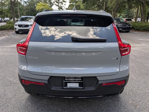 New 2026 Volvo XC40 B5 Plus w/ Protection Package Premier image 5
