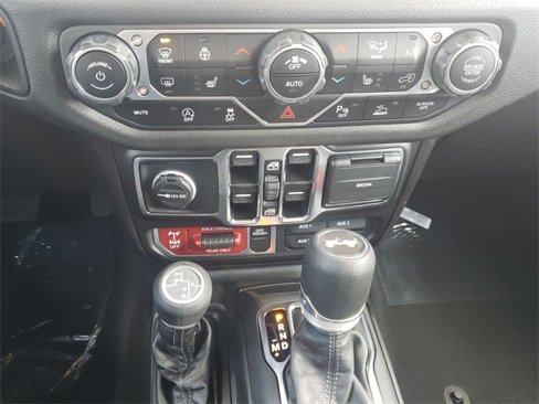 New 2025 Jeep Wrangler Willys image 29