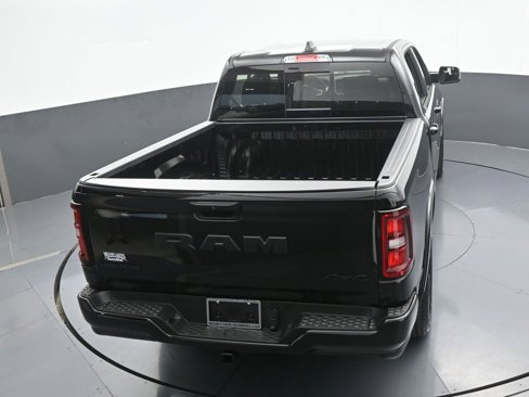 New 2025 RAM 1500 4x4 Crew Cab image 46