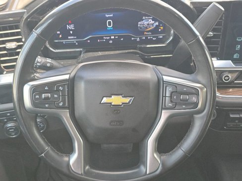 Used 2024 Chevrolet Silverado 2500 LT image 25