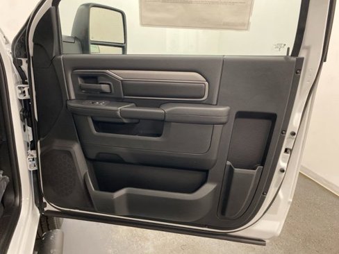 New 2026 RAM 2500 Tradesman image 23