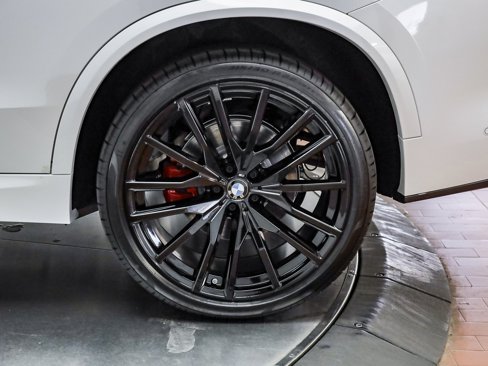 New 2026 BMW X5 sDrive40i w/ M Sport Package image 11