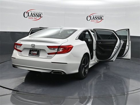 Used 2020 Honda Accord Sport image 39