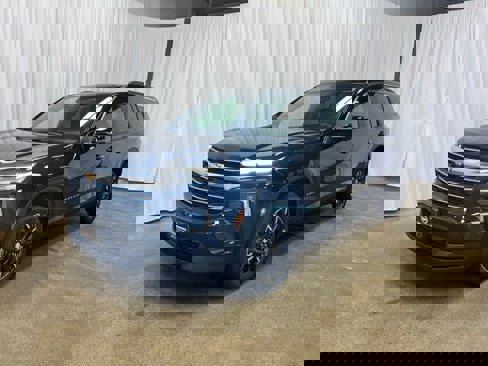 New 2026 Chevrolet Traverse LT w/ Sun and Wheel Package image 15