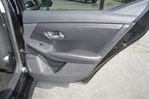 Used 2022 Nissan Sentra SR image 28