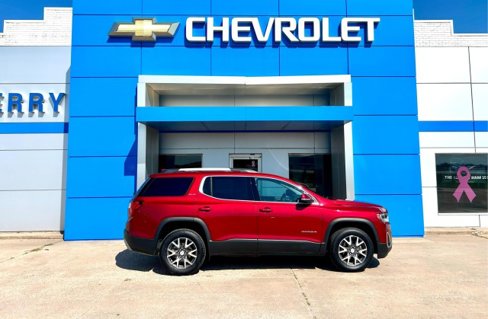 Used 2023 GMC Acadia SLE w/ Driver Convenience Package image 3