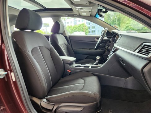 Used 2019 Kia Optima LX w/ LX Premium Package image 14