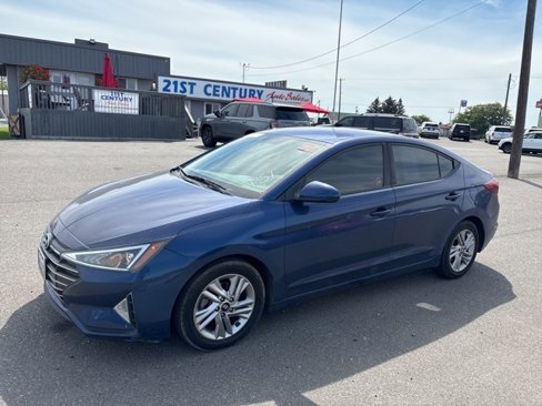 Used 2020 Hyundai Elantra SEL image 1
