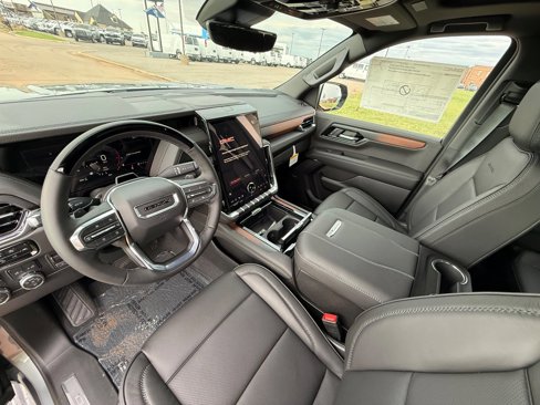 New 2026 GMC Yukon Denali w/ Denali Reserve Package image 11