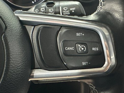 Used 2023 Jeep Wrangler Unlimited Sahara w/ Cold Weather Group image 6