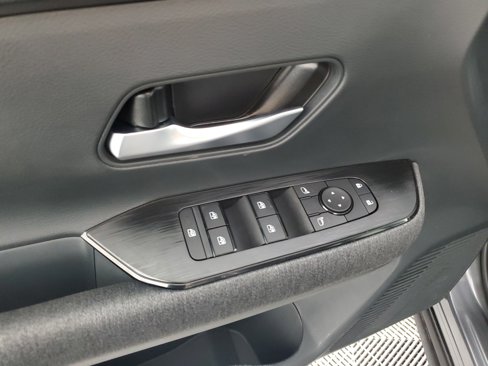 New 2026 Nissan Kicks SV image 28