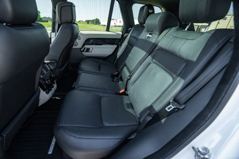 Used 2020 Land Rover Range Rover HSE image 60