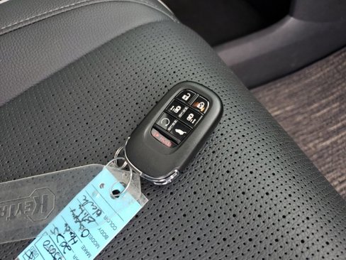 Certified 2025 Honda Odyssey Elite image 42
