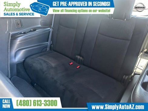 Used 2016 Nissan Pathfinder SV image 19