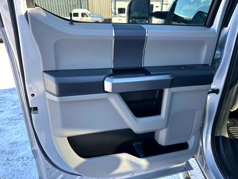 Used 2022 Ford F350 XLT image 16
