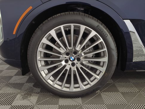 New 2026 BMW X7 xDrive40i w/ Executive Package image 9