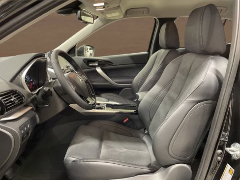 New 2025 Mitsubishi Eclipse Cross SE image 12