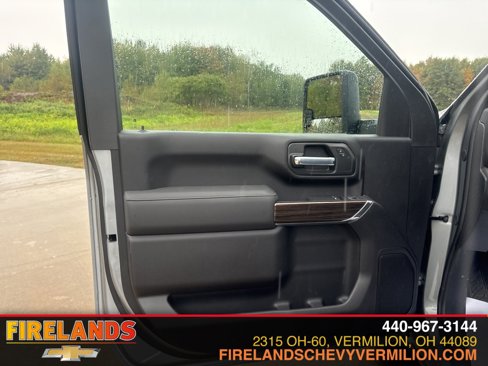 New 2026 Chevrolet Silverado 3500 LT image 9