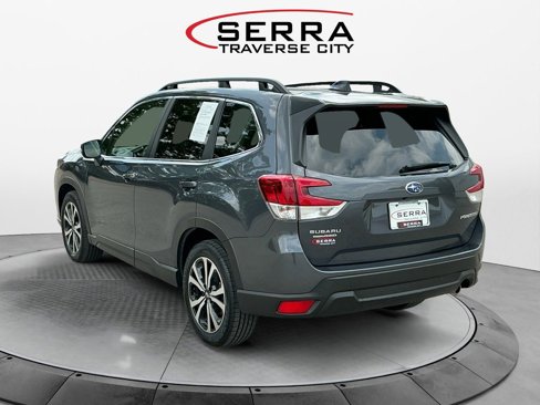 Used 2024 Subaru Forester Limited image 3
