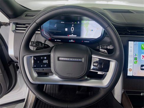Used 2025 Land Rover Range Rover SE image 14