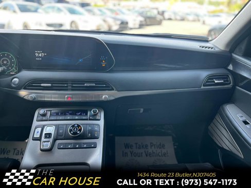Used 2022 Hyundai Palisade Limited w/ Cargo Package image 25