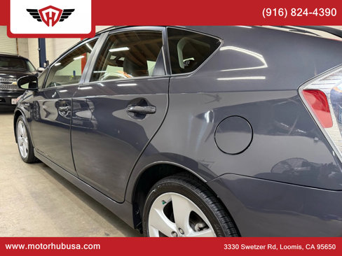 Used 2015 Toyota Prius Five image 4