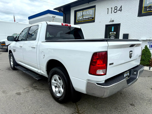 Used 2021 RAM 1500 Classic SLT image 3