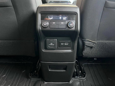 Used 2021 GMC Acadia SLE w/ Driver Convenience Package image 28