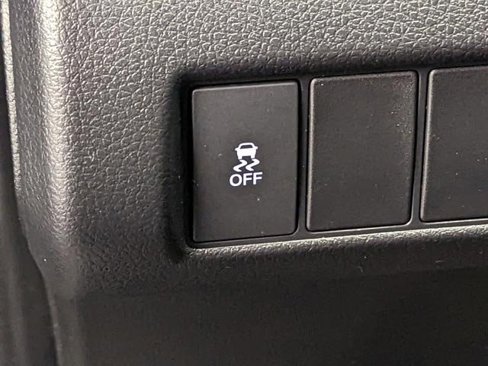 Certified 2025 Honda Pilot Sport image 17