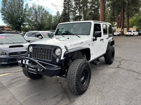 Used 2018 Jeep Wrangler Unlimited Rubicon w/ Connectivity Group image 1