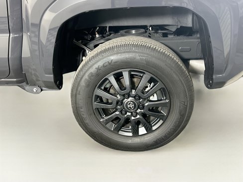 Used 2025 Toyota Tacoma SR5 image 11