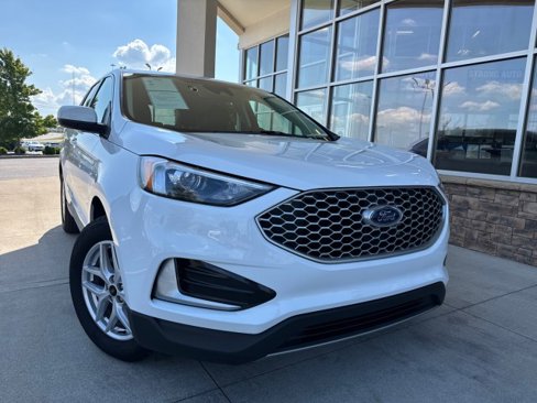 Used 2024 Ford Edge SEL image 1