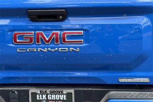 New 2025 GMC Canyon Elevation w/ Convenience Package image 32