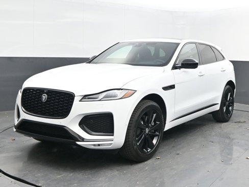 New 2026 Jaguar F-PACE R-Dynamic S image 3