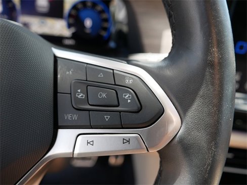 Certified 2024 Volkswagen Atlas SEL Premium R-Line image 26