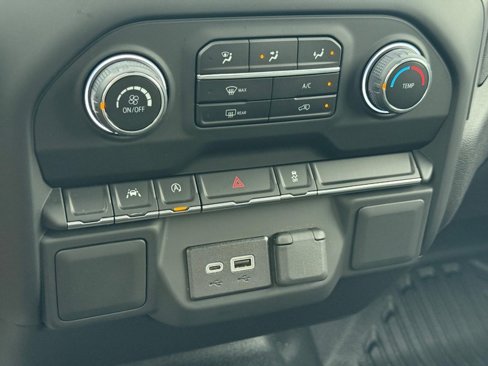 Certified 2024 Chevrolet Silverado 1500 W/T w/ WT Value Package image 18