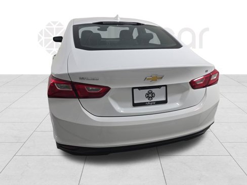 Used 2023 Chevrolet Malibu LT image 4