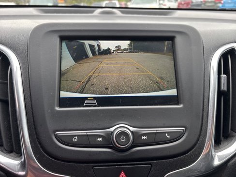 Used 2019 Chevrolet Equinox LT image 18