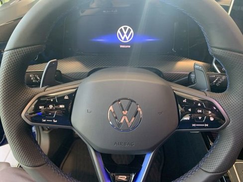 New 2025 Volkswagen Golf R Black Edition image 11