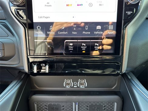 New 2025 RAM 2500 Laramie image 19