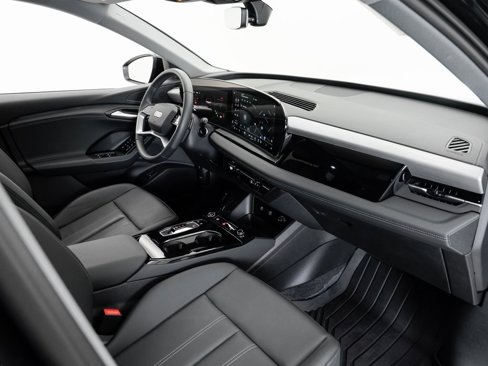 Certified 2025 Audi Q6 e-tron Premium w/ Convenience Package image 18