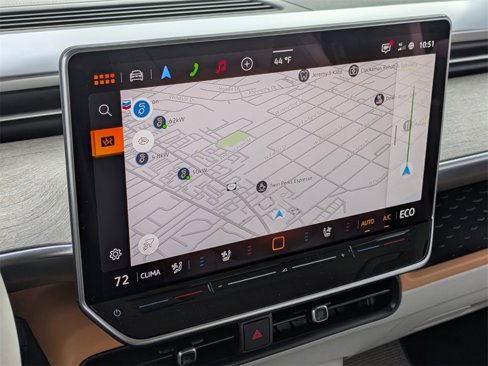 New 2025 Volkswagen ID. Buzz Pro S Plus image 18