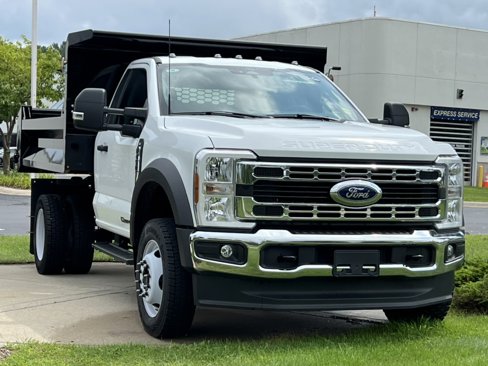 New 2024 Ford F450 XL w/ Snow Plow Prep Package image 40