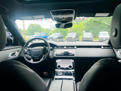 Used 2018 Land Rover Range Rover Velar R-Dynamic SE image 18