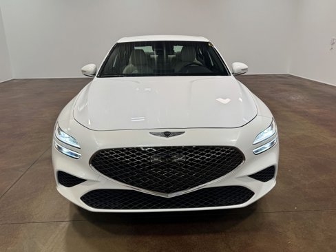 Used 2025 Genesis G70 2.5T image 41