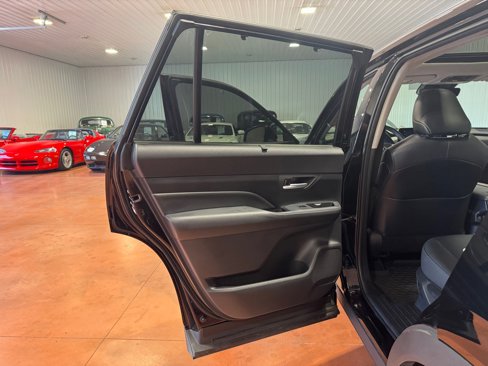 Used 2024 Toyota Grand Highlander XLE image 19