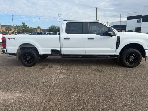 Used 2023 Ford F250 XL w/ STX Appearance Package image 3