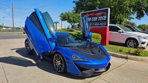 Used 2019 McLaren 570S Spider image 9