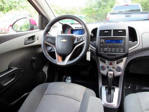 Used 2016 Chevrolet Sonic LS image 8